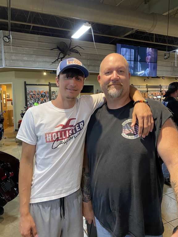 7F99BDB6 B848 4180 8B60 360A49714F28