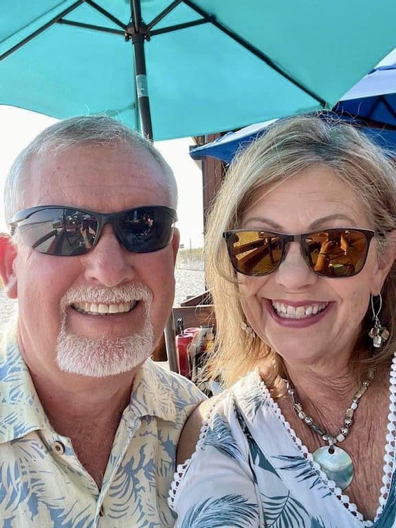 E26EE061 50C2 4BAA 8CC0 23FF96A3D643