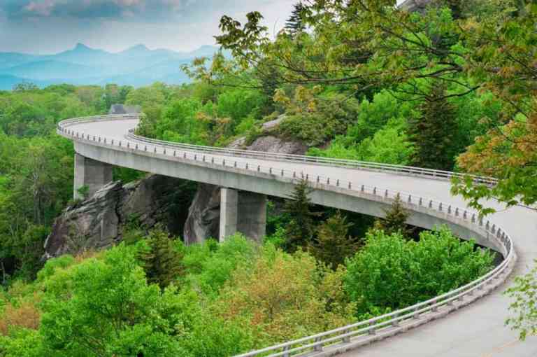 support bikers blue ridge mountains 768x510